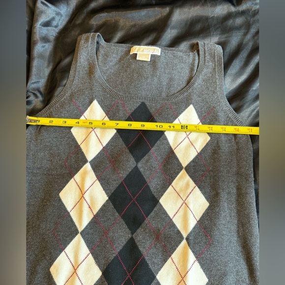 Michael Kors Argyle V-Neck Button Front Cardigan With Matching Tank - Picture 16 of 16